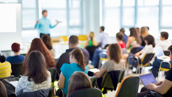 Klasseundervisning på gymnasiet