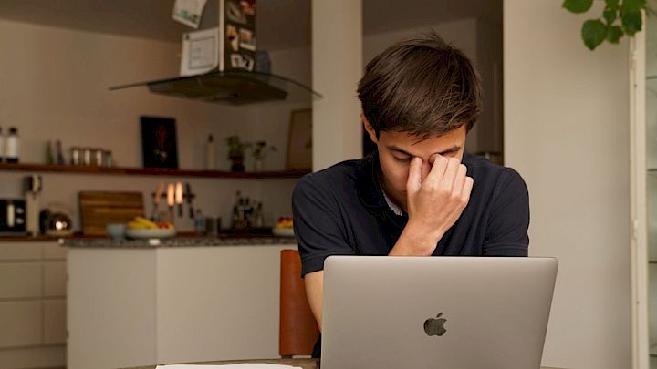 Dreng har brug for mentorhjælp til at strukturere studietiden