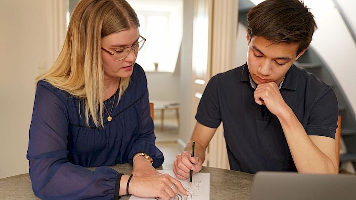 Elev får mentorhjælp til at få styr på metoderne i SRP