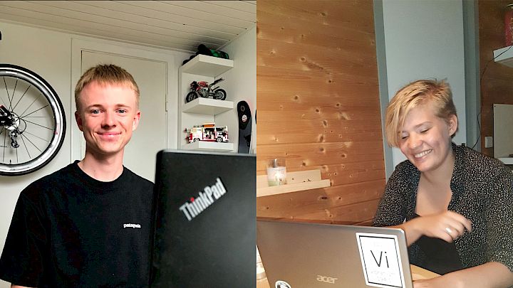 Freja og mentor foran deres computere
