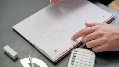 Laver matematik på papir